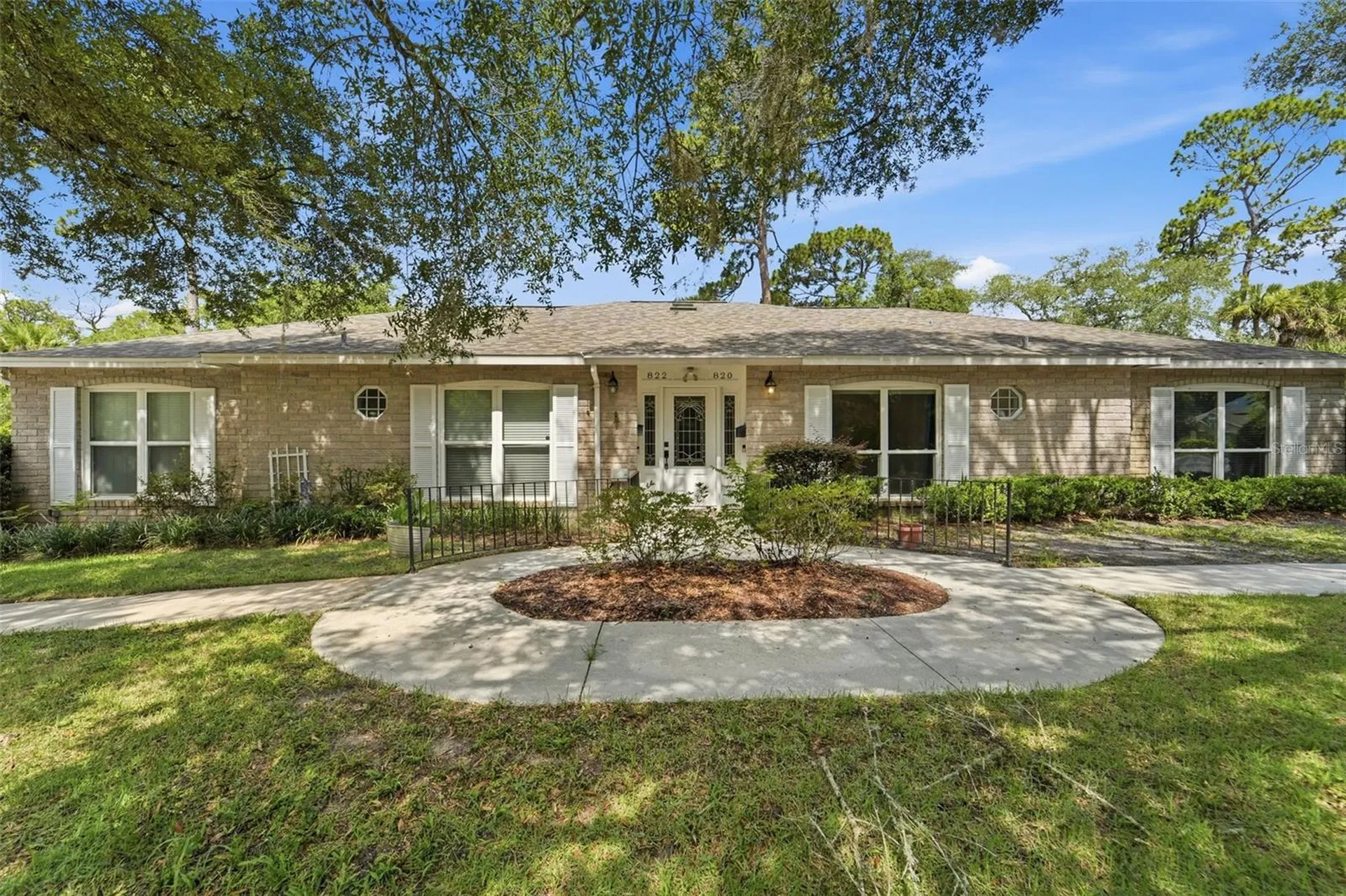 820 S Hill Avenue Deland FL 32724