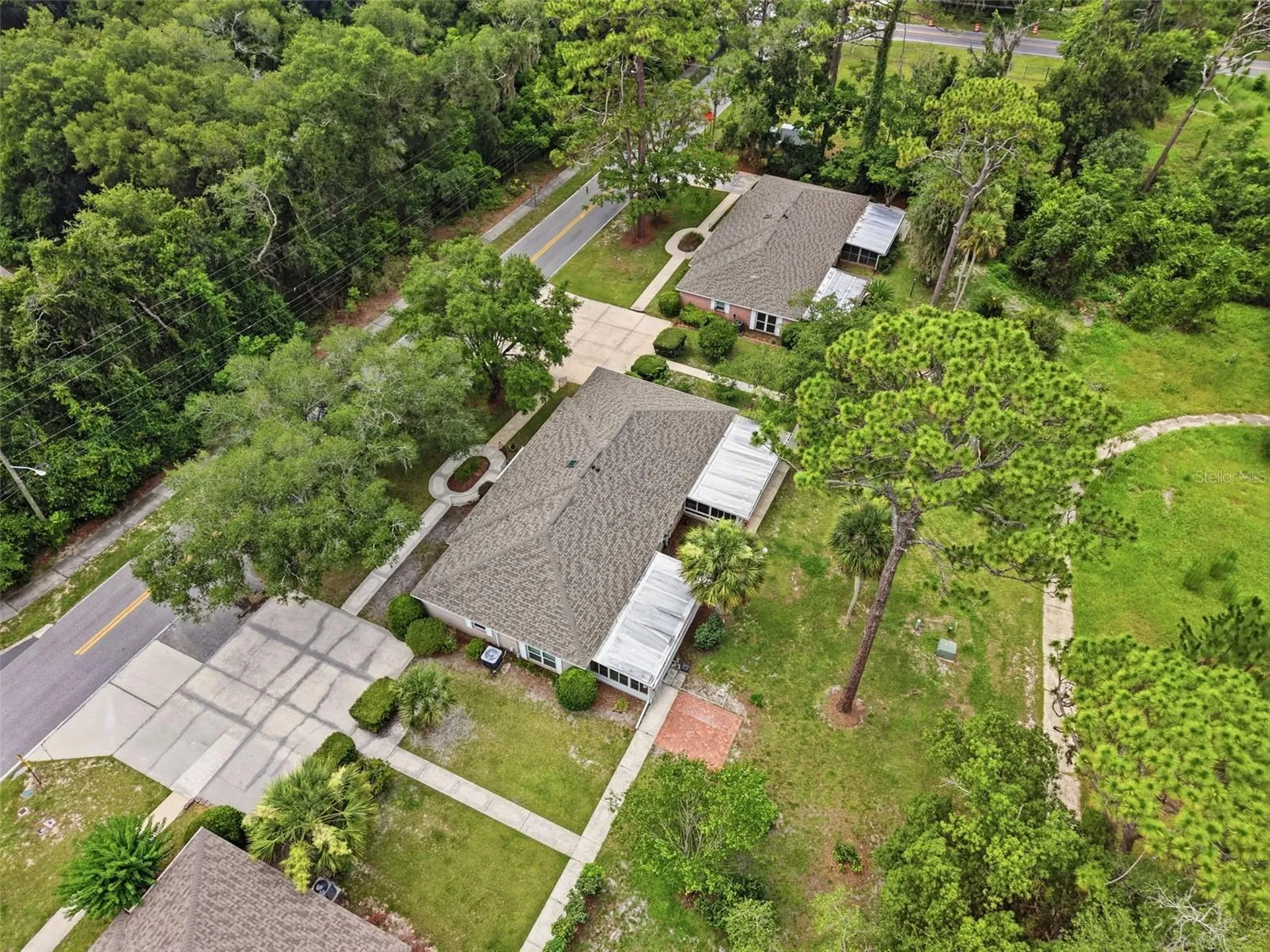 820 S Hill Avenue Deland FL 32724