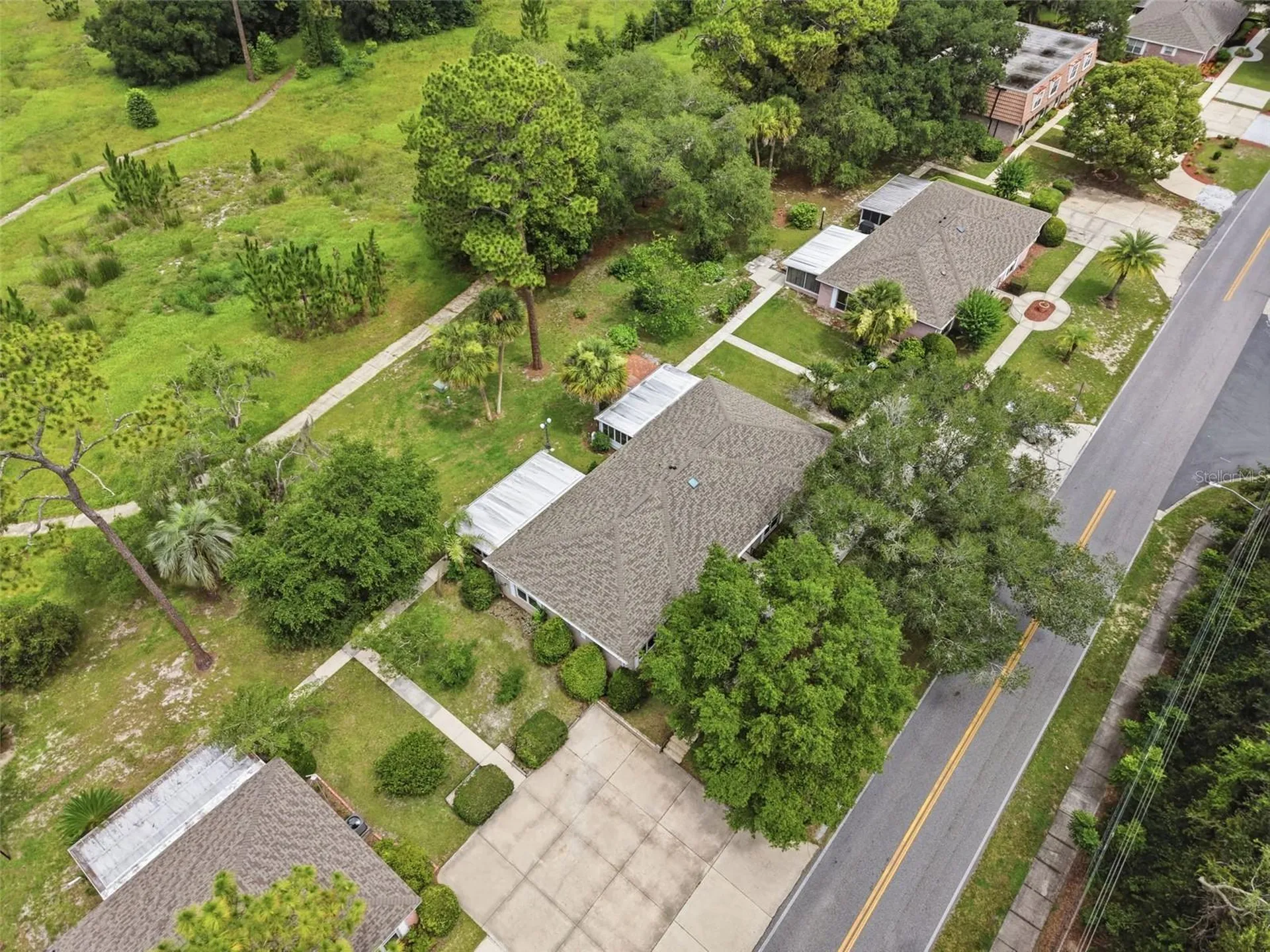 820 S Hill Avenue Deland FL 32724