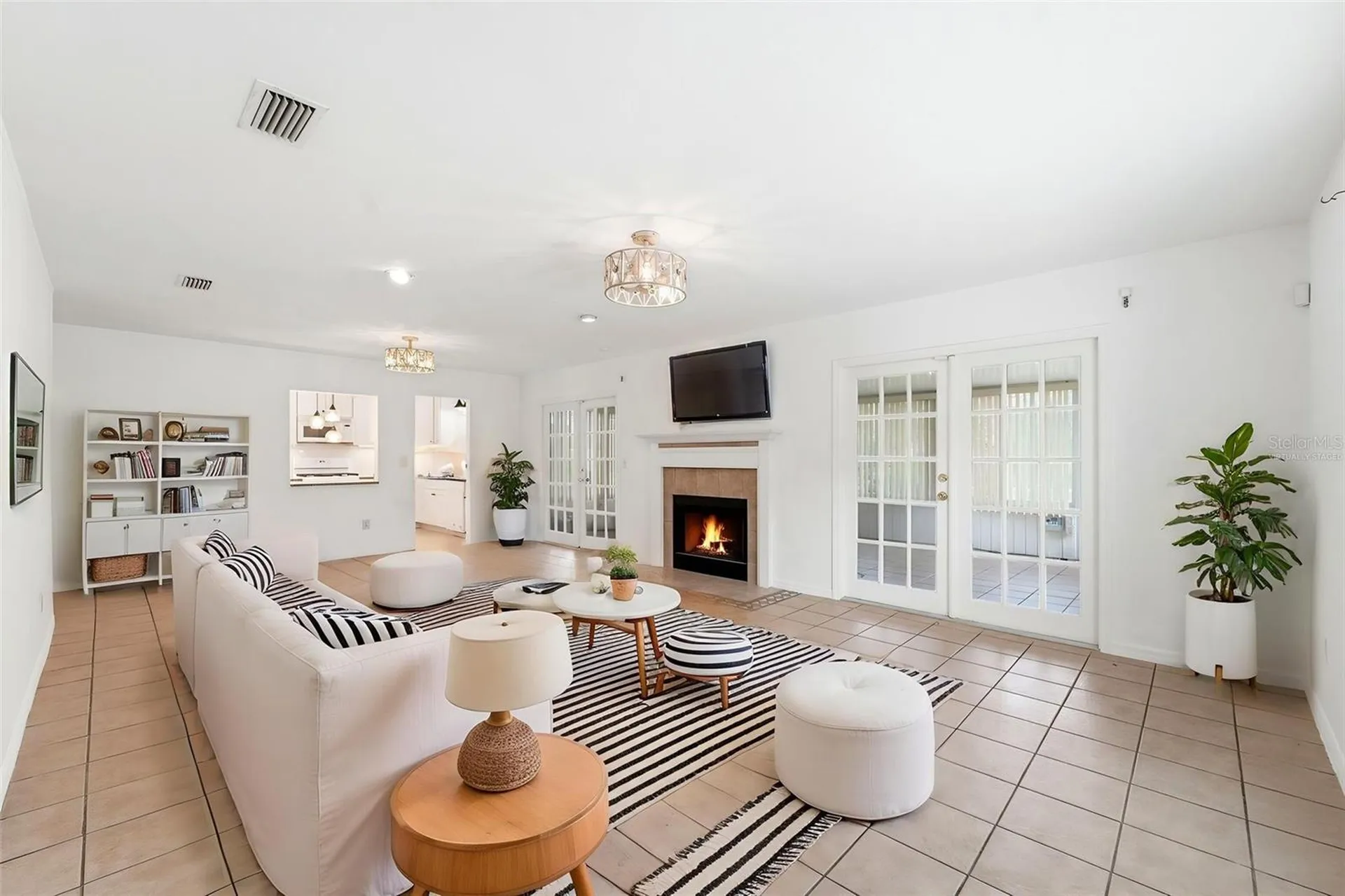 820 S Hill Avenue Deland FL 32724