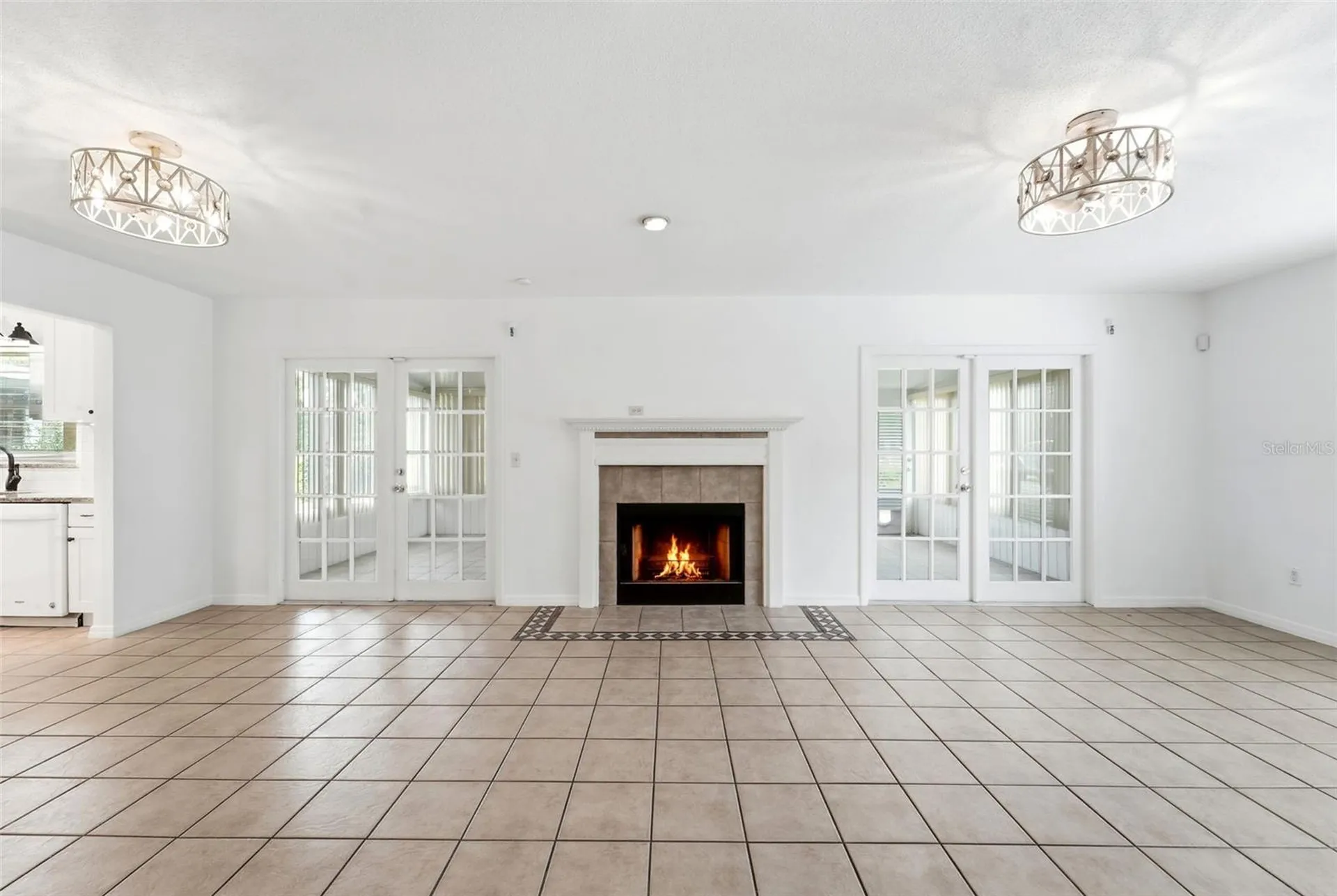 820 S Hill Avenue Deland FL 32724