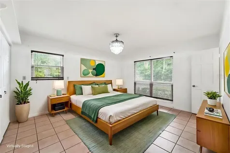 820 S Hill Avenue Deland FL 32724