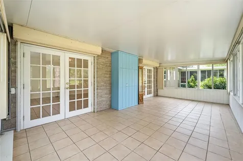 820 S Hill Avenue Deland FL 32724