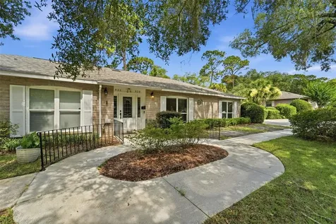820 S Hill Avenue Deland FL 32724