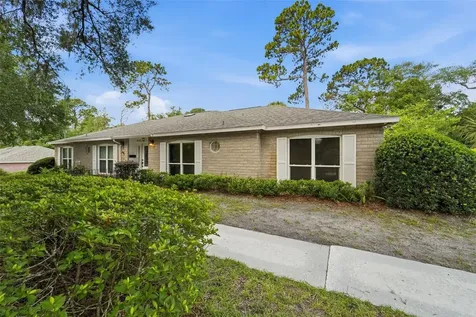 820 S Hill Avenue Deland FL 32724