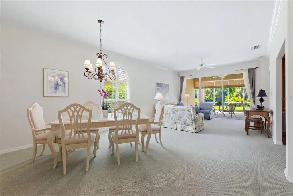 9402 Forest Hills Circle Sarasota FL 34238