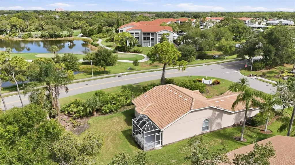 9402 Forest Hills Circle Sarasota FL 34238