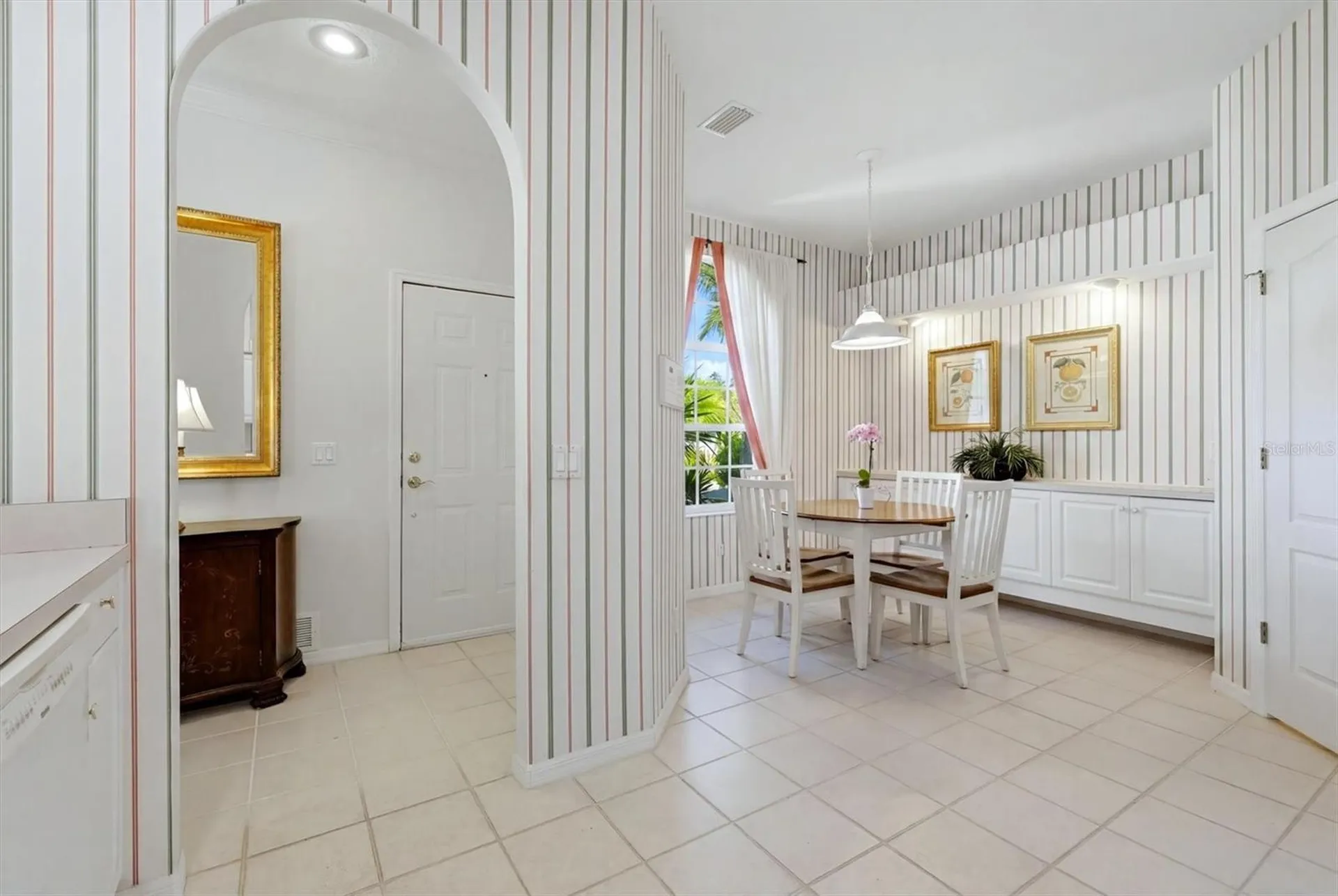 9402 Forest Hills Circle Sarasota FL 34238