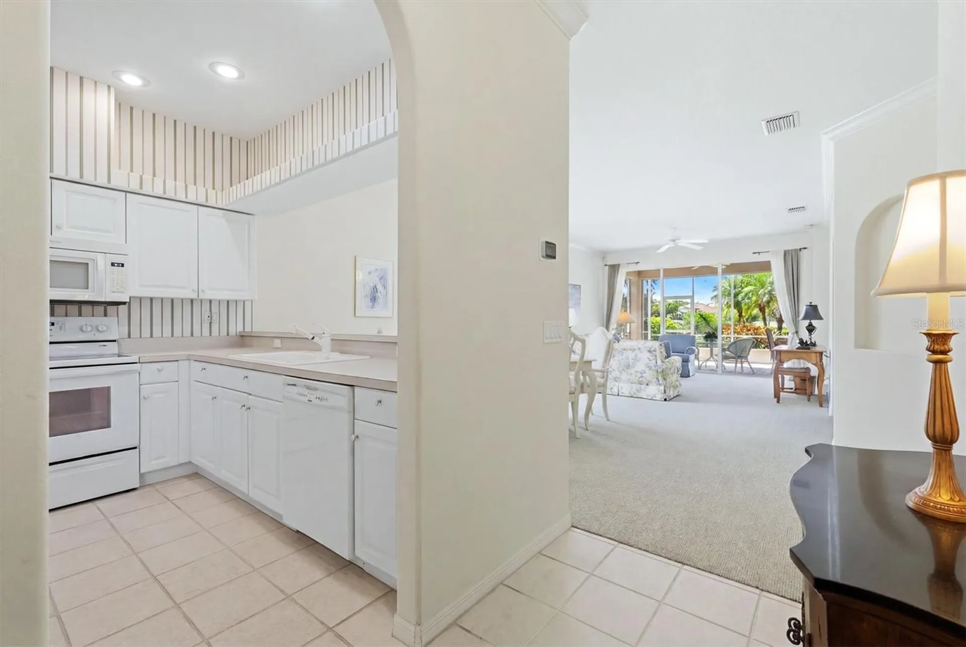 9402 Forest Hills Circle Sarasota FL 34238