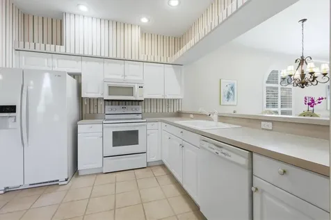 9402 Forest Hills Circle Sarasota FL 34238