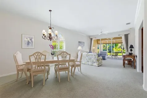 9402 Forest Hills Circle Sarasota FL 34238