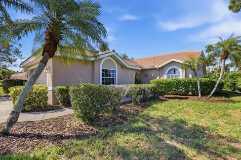 9402 Forest Hills Circle Sarasota FL 34238
