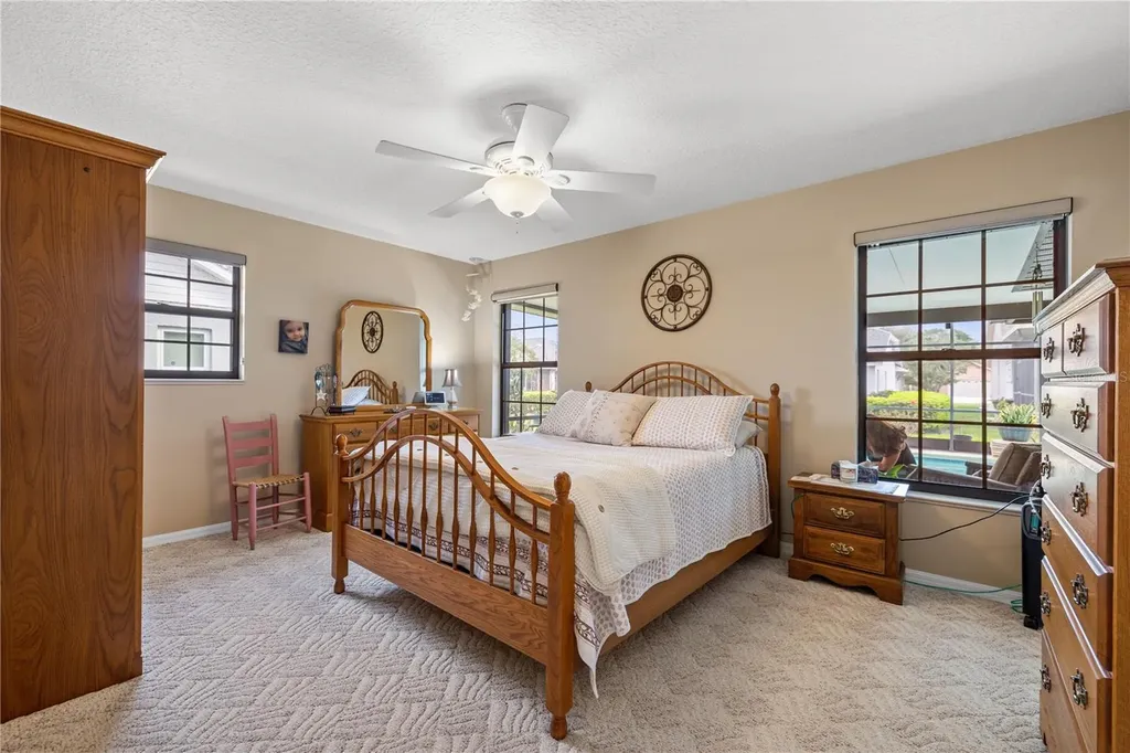 6352 Huntington Drive Zephyrhills FL 33542