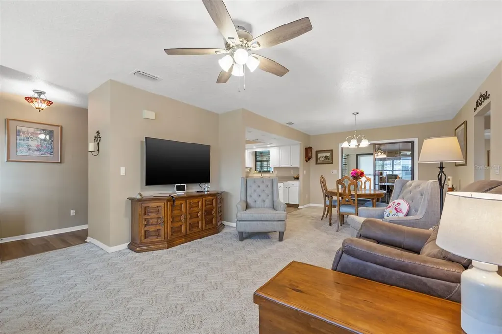 6352 Huntington Drive Zephyrhills FL 33542
