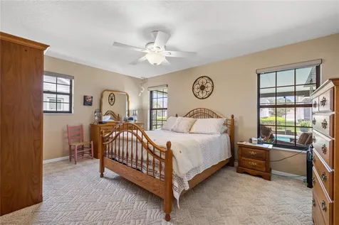 6352 Huntington Drive Zephyrhills FL 33542