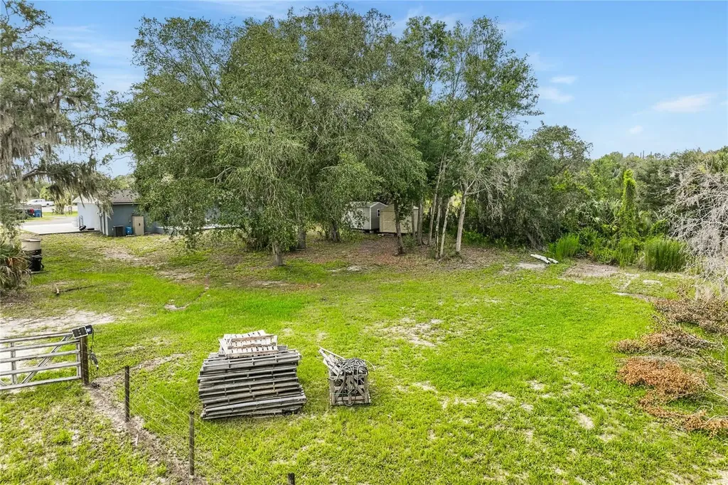 749 N Sr 415 Osteen FL 32764