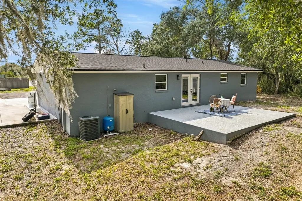 749 N Sr 415 Osteen FL 32764