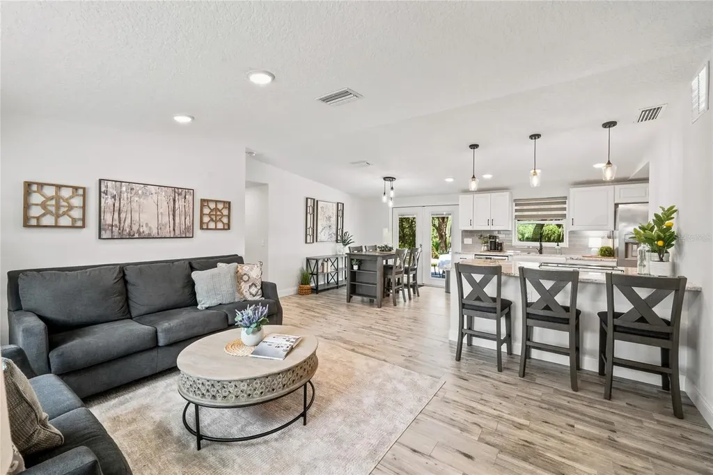 749 N Sr 415 Osteen FL 32764