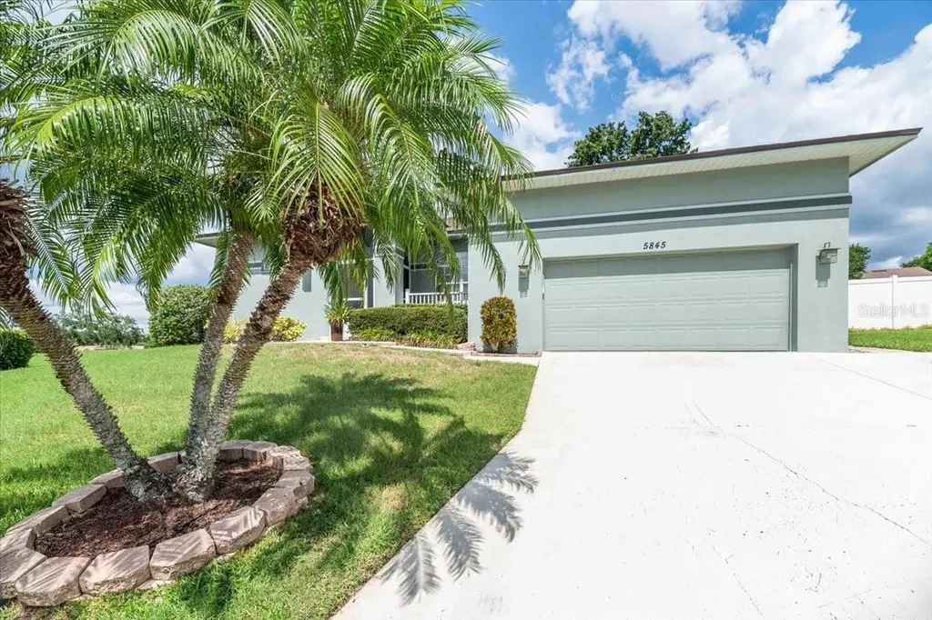 5845 Danterbury Court Lakeland FL 33810