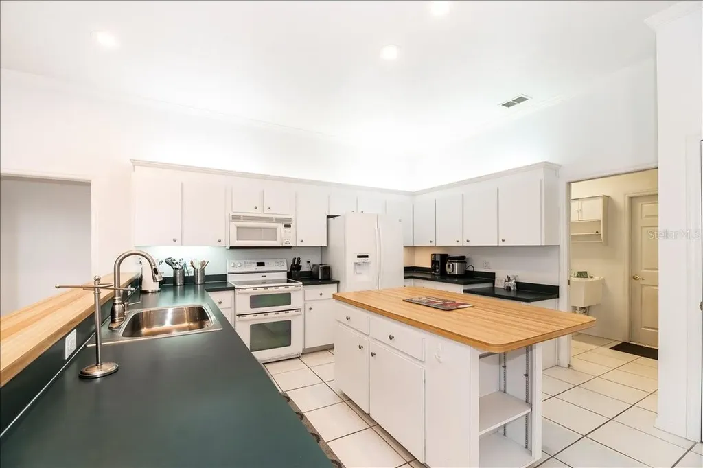 5845 Danterbury Court Lakeland FL 33810