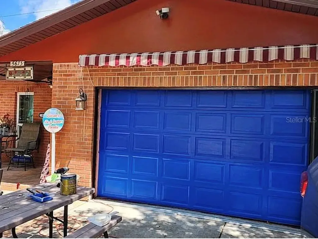 5673 97th Way N St Petersburg FL 33708