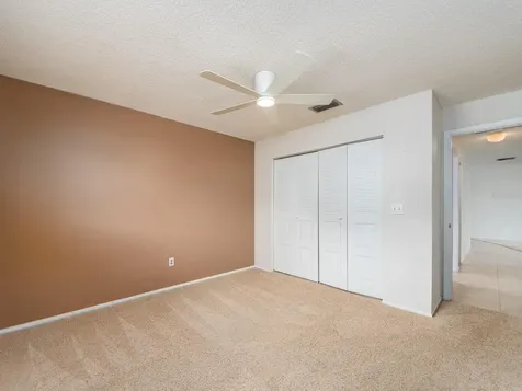 1009 Queen Anne Drive Palm Harbor FL 34684