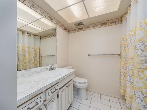 1009 Queen Anne Drive Palm Harbor FL 34684