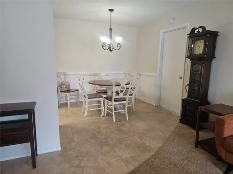 1009 Queen Anne Drive Palm Harbor FL 34684