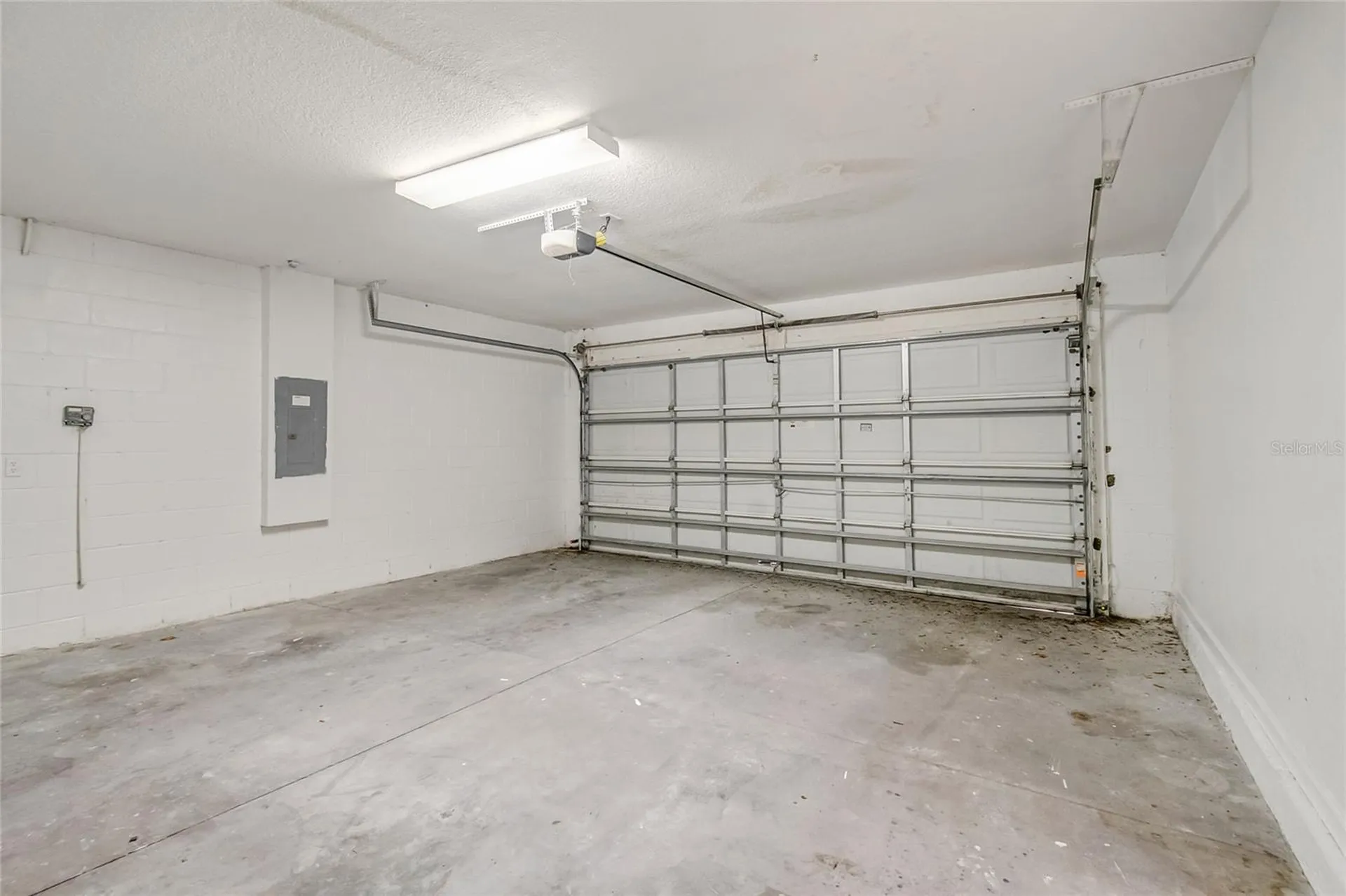 2205 Granger Avenue Kissimmee FL 34746