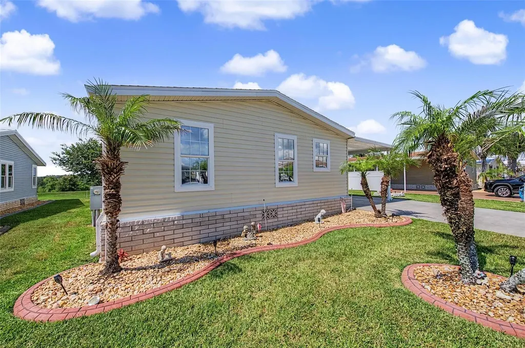 37200 Neukom Avenue Zephyrhills FL 33541