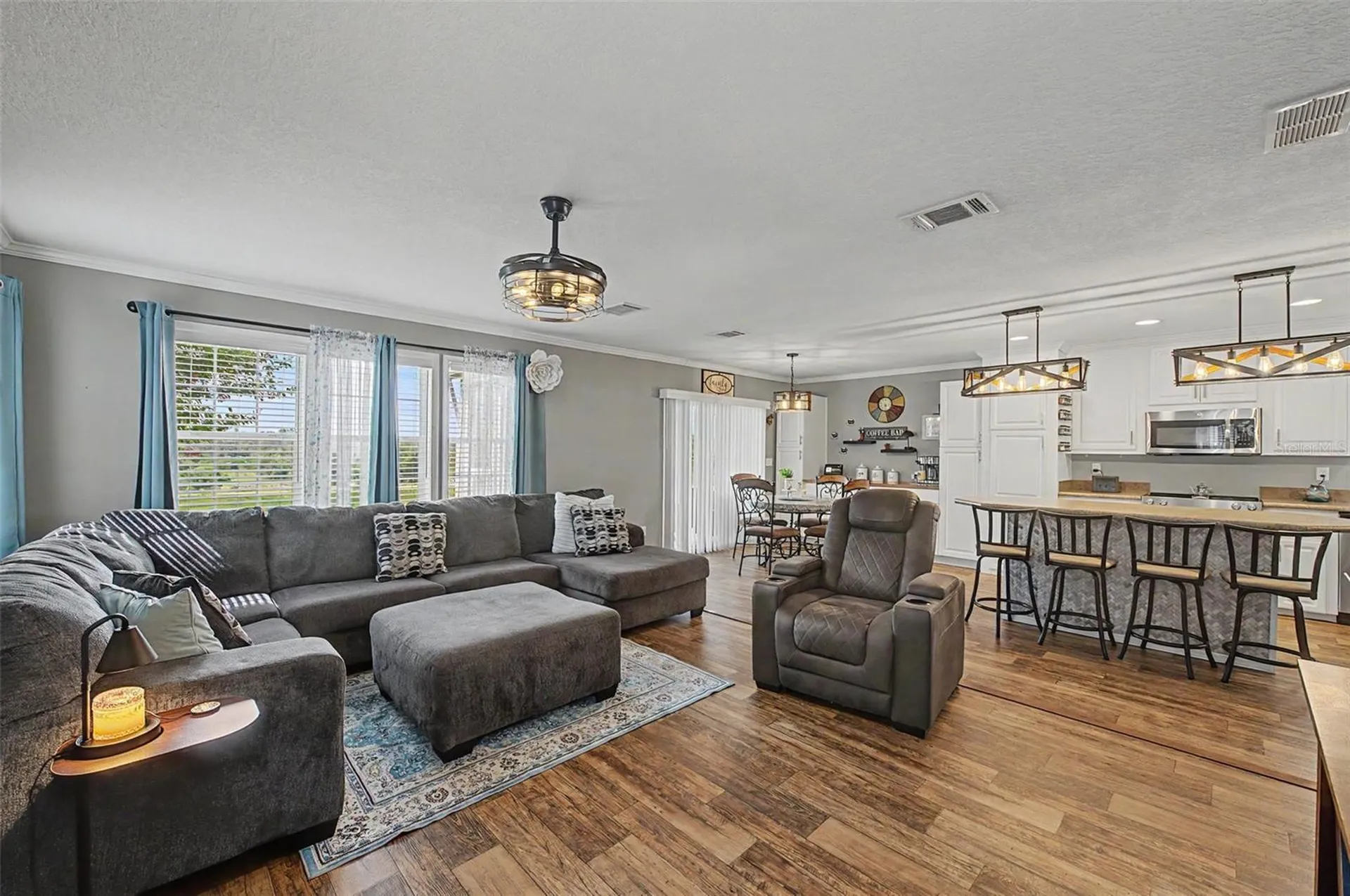 37200 Neukom Avenue Zephyrhills FL 33541