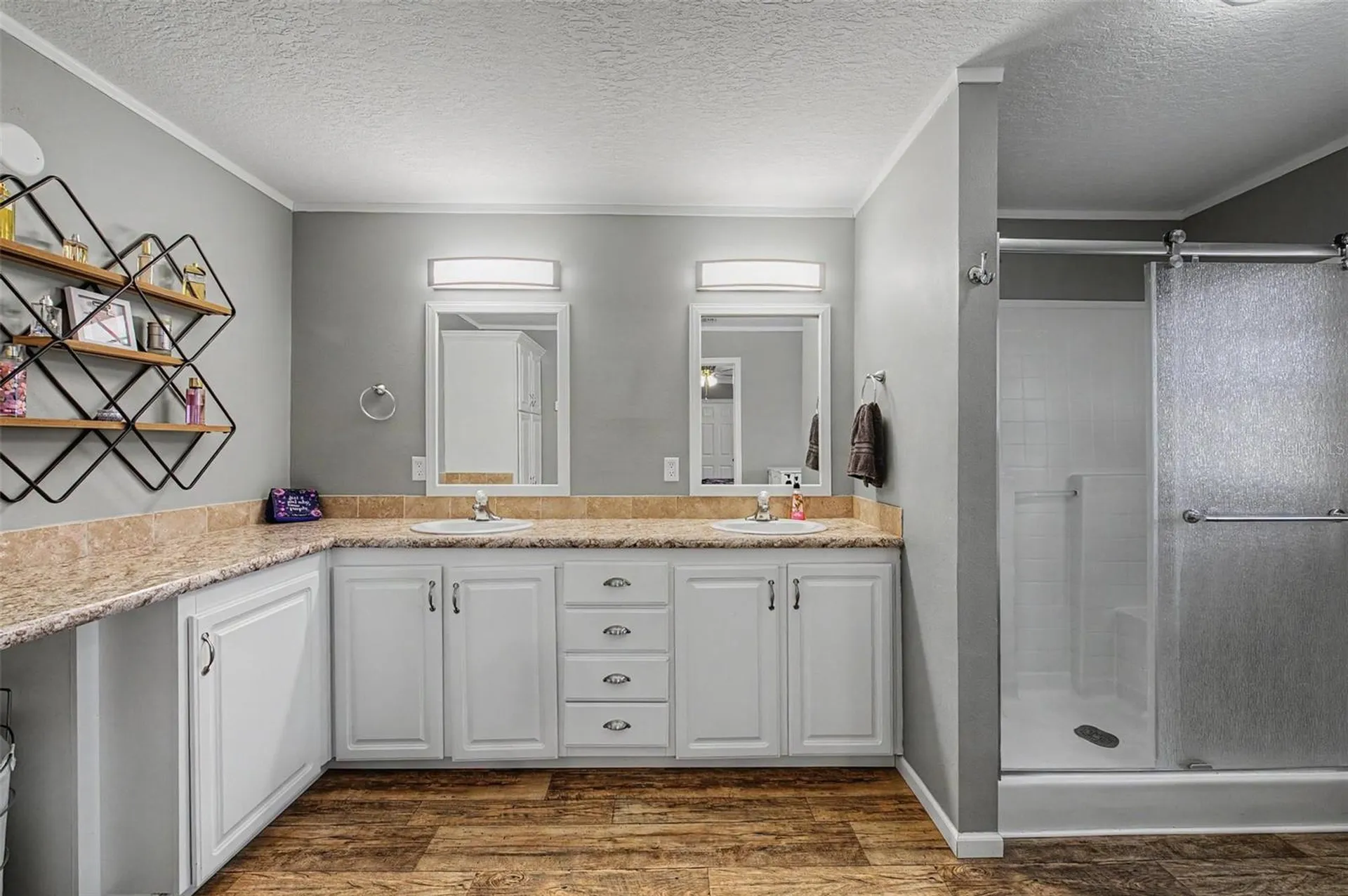 37200 Neukom Avenue Zephyrhills FL 33541