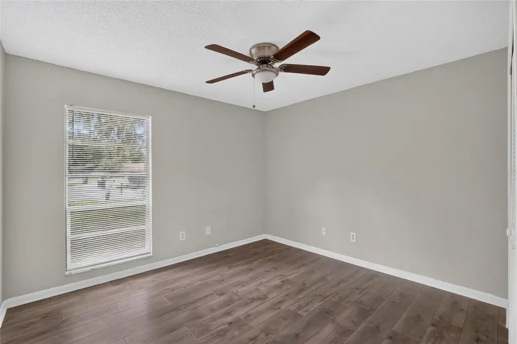 1206 Sail Way Valrico FL 33594
