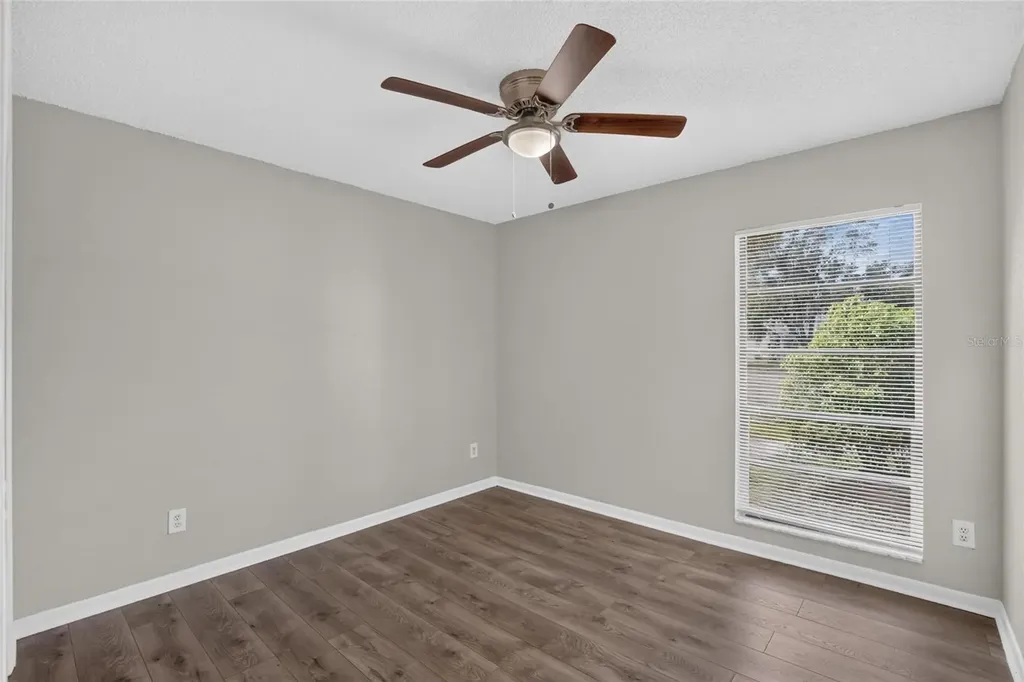 1206 Sail Way Valrico FL 33594