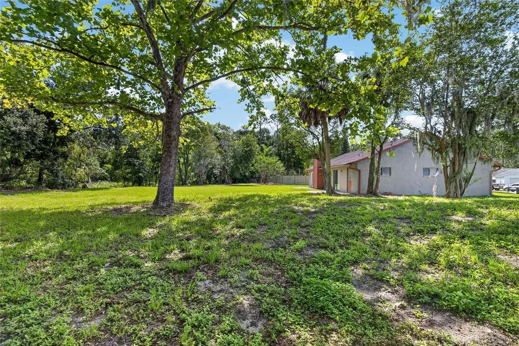 1206 Sail Way Valrico FL 33594
