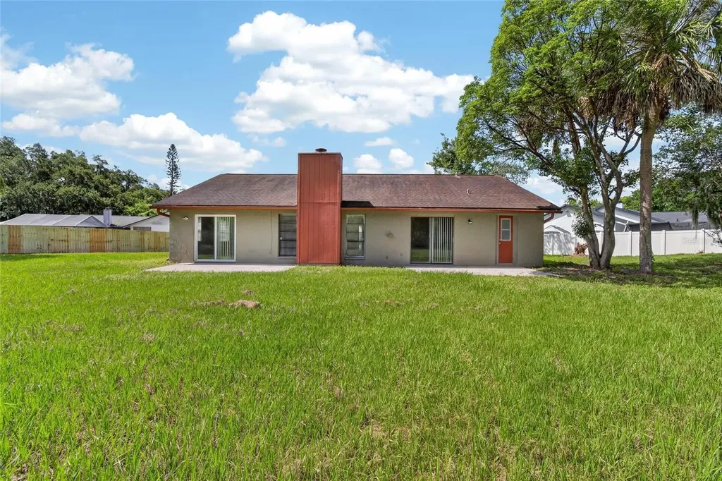 1206 Sail Way Valrico FL 33594