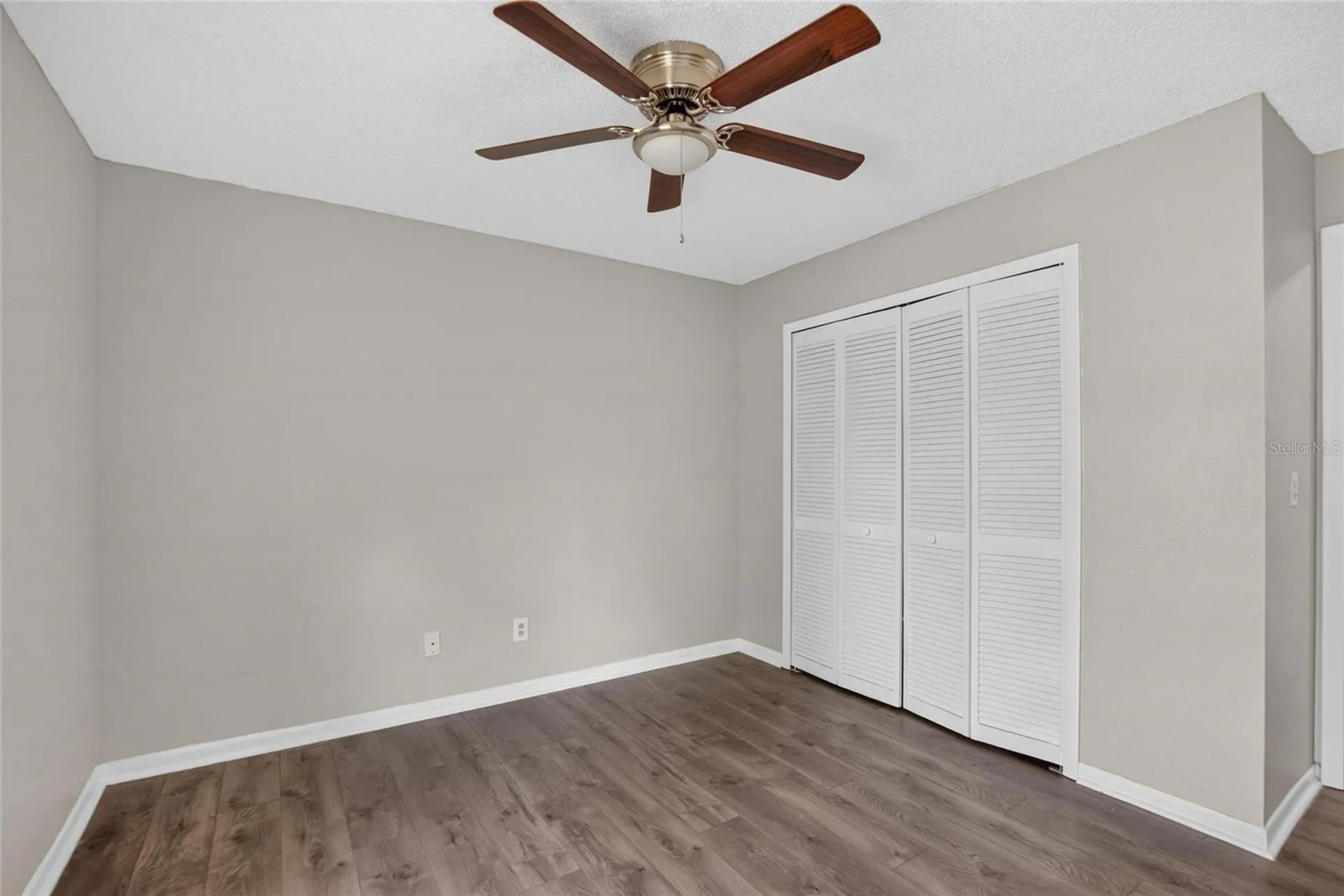 1206 Sail Way Valrico FL 33594