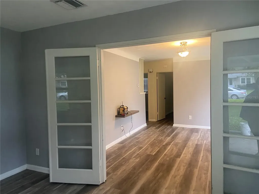 1851 50th Avenue N St Petersburg FL 33714