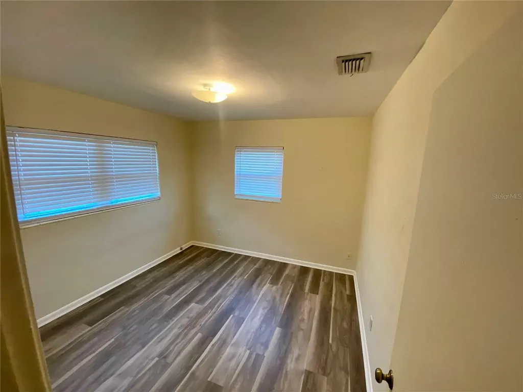 1851 50th Avenue N St Petersburg FL 33714