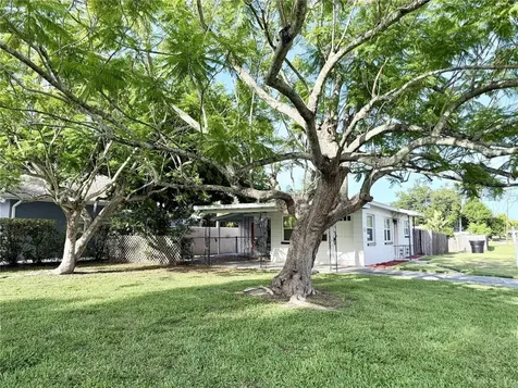 1851 50th Avenue N St Petersburg FL 33714