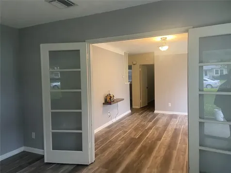 1851 50th Avenue N St Petersburg FL 33714