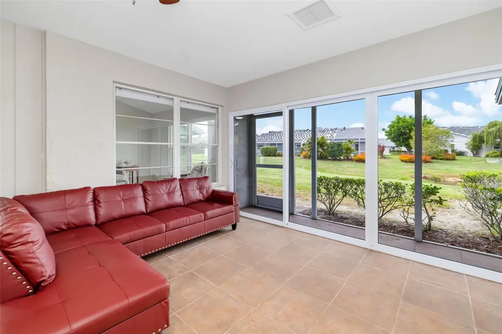 5355 Crestlake Boulevard Sarasota FL 34233