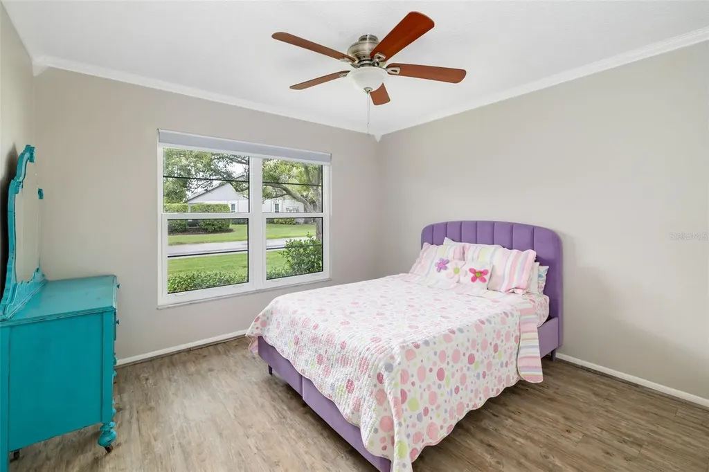 5355 Crestlake Boulevard Sarasota FL 34233