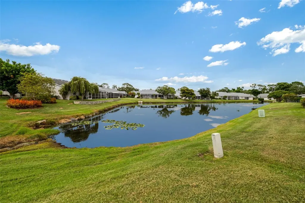 5355 Crestlake Boulevard Sarasota FL 34233