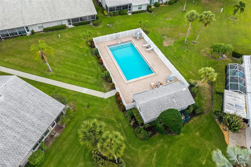 5355 Crestlake Boulevard Sarasota FL 34233