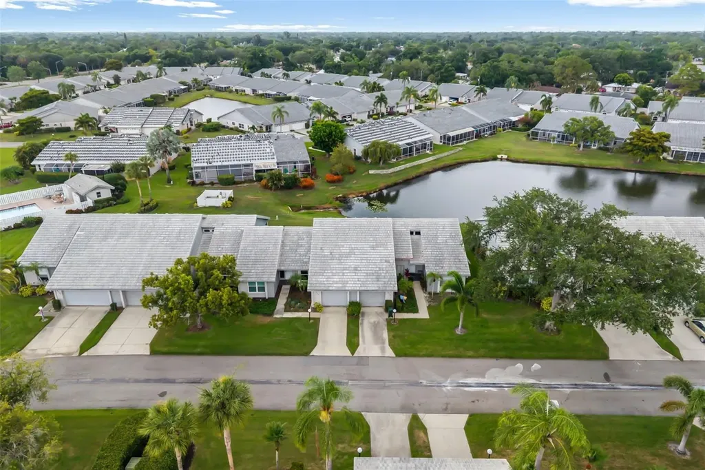 5355 Crestlake Boulevard Sarasota FL 34233