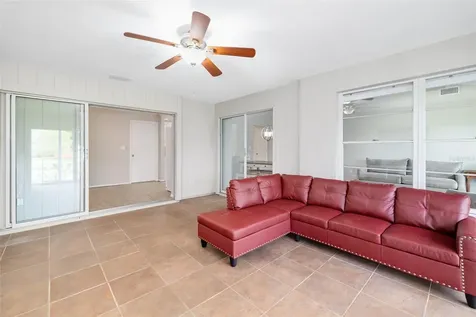 5355 Crestlake Boulevard Sarasota FL 34233