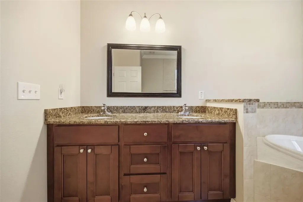 15107 Monet Drive Tampa FL 33613