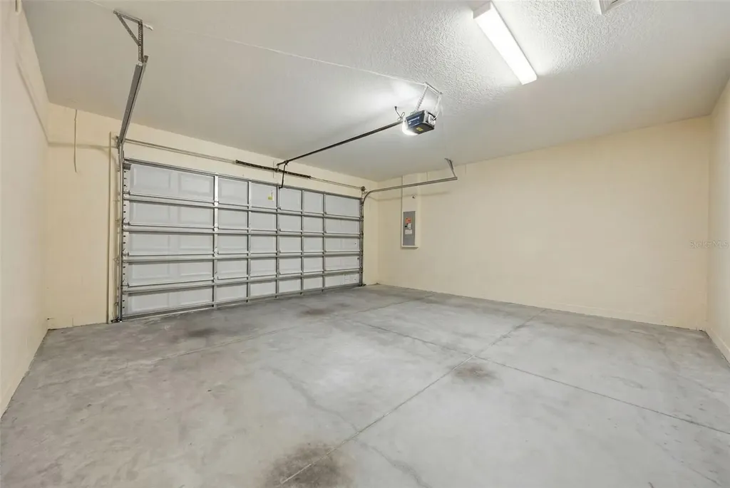 15107 Monet Drive Tampa FL 33613