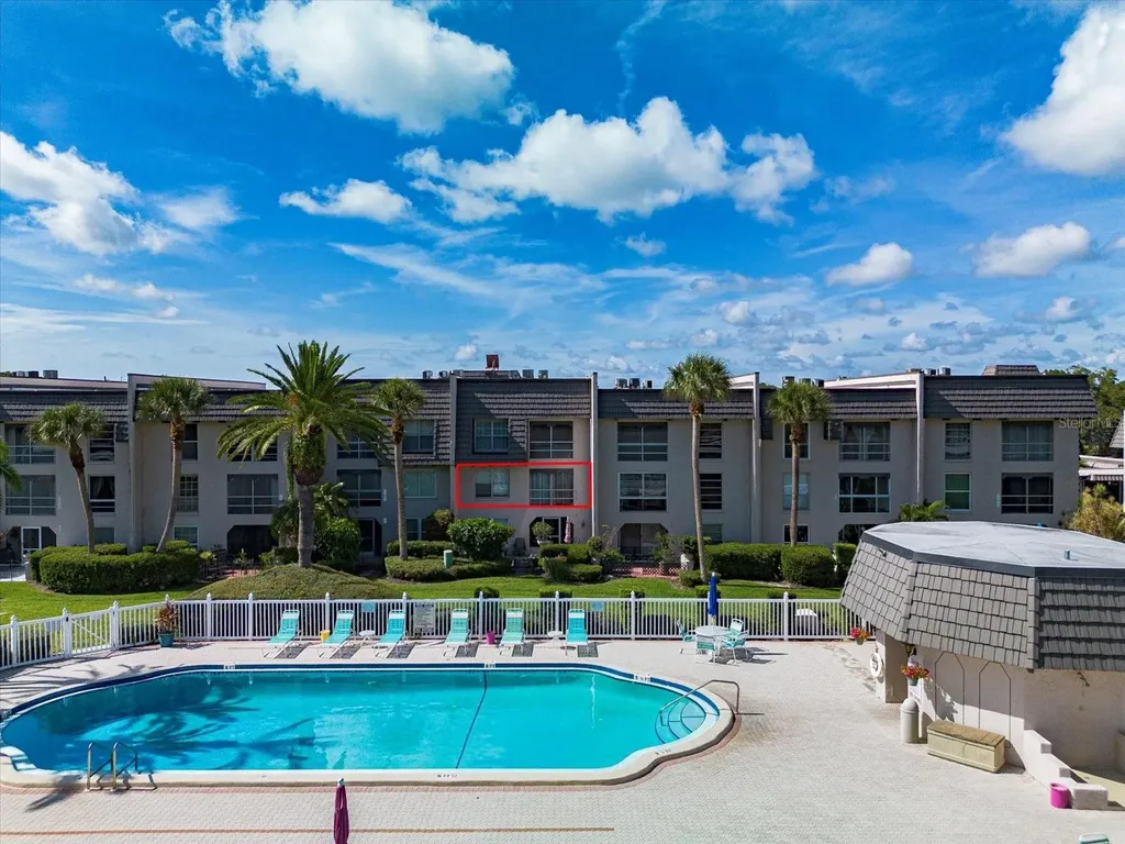 712 Cordova Greens Seminole FL 33777